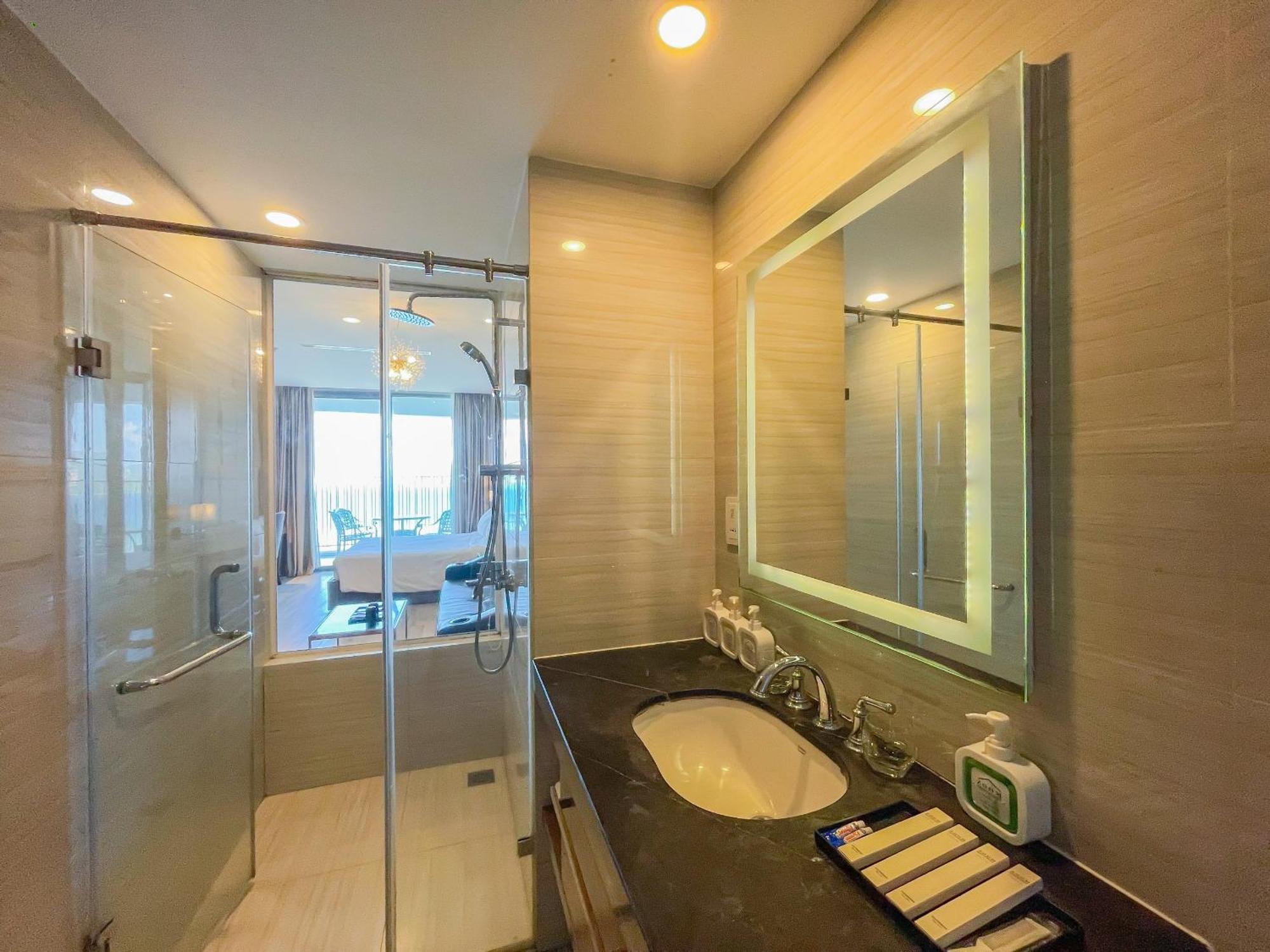 Luxury Seaview Panorama Nha Trang By Luna Eksteriør bilde