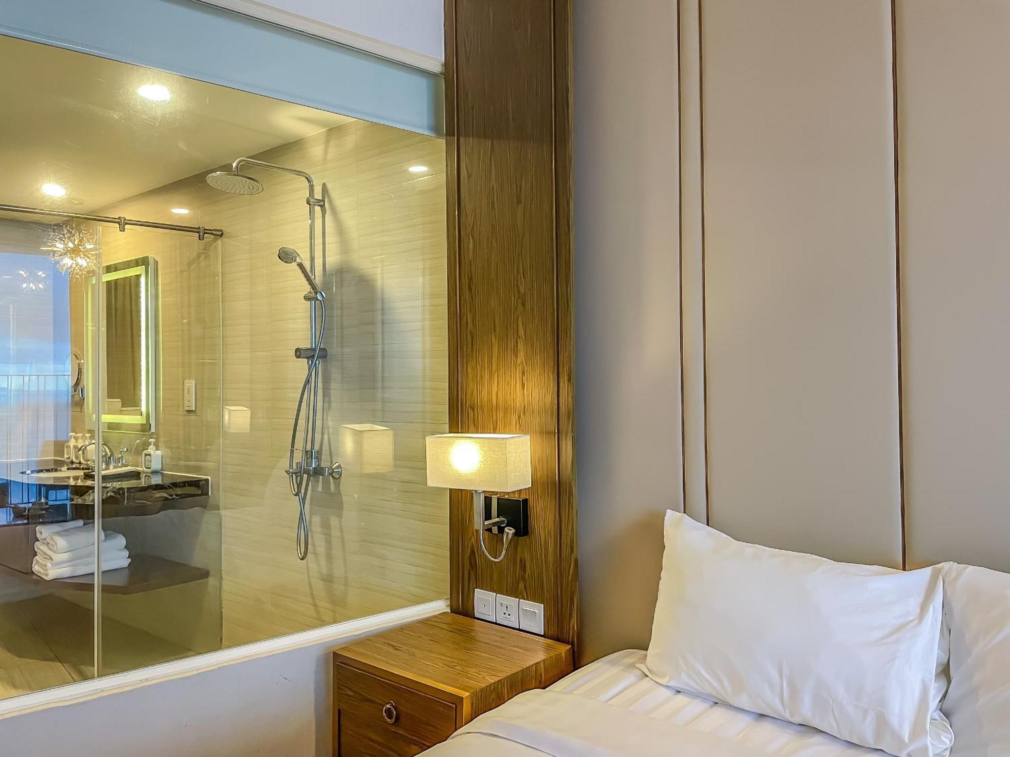 Luxury Seaview Panorama Nha Trang By Luna Eksteriør bilde
